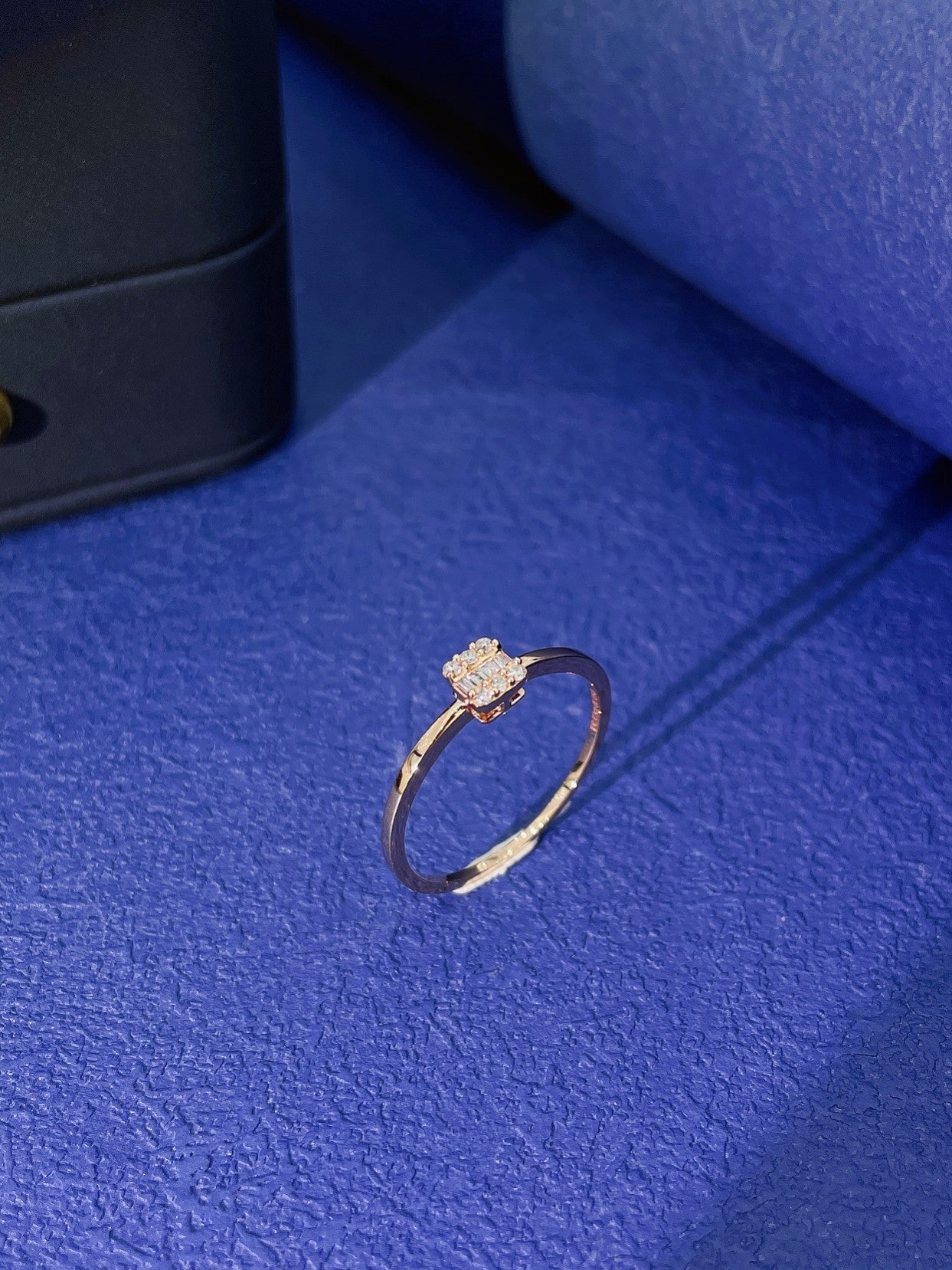 18K Gold Arm Ring with Square-Cut Diamond - Premium Jewelry - White Diamond Ring