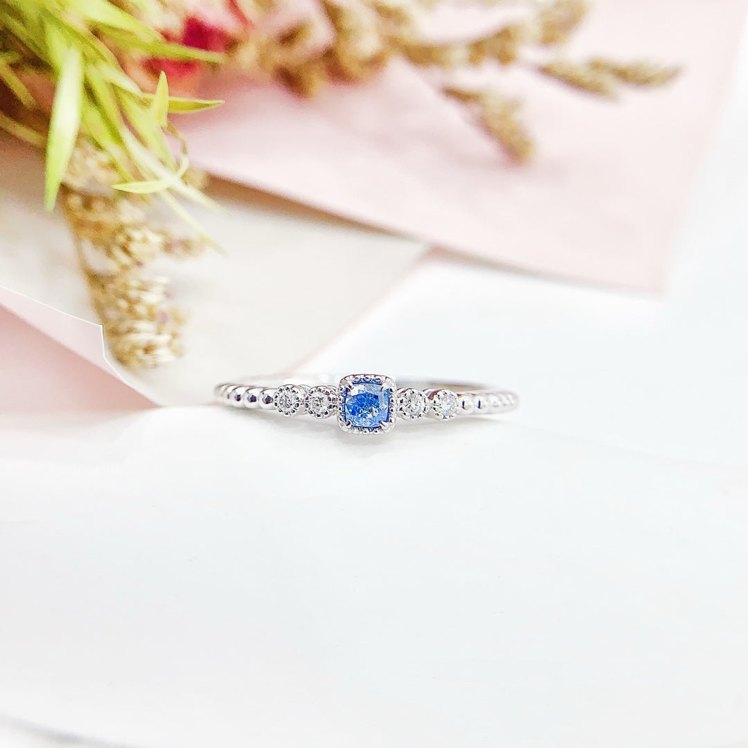 18K Gold Blue Diamond Cushion Bubble Ring - Luxurious Jewelry - Blue Diamond Ring