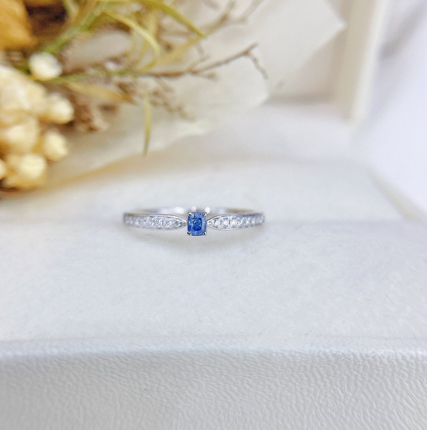 18K Gold Blue Diamond Cushion-Cut Ring | Premium Jewelry - Blue Diamond Ring