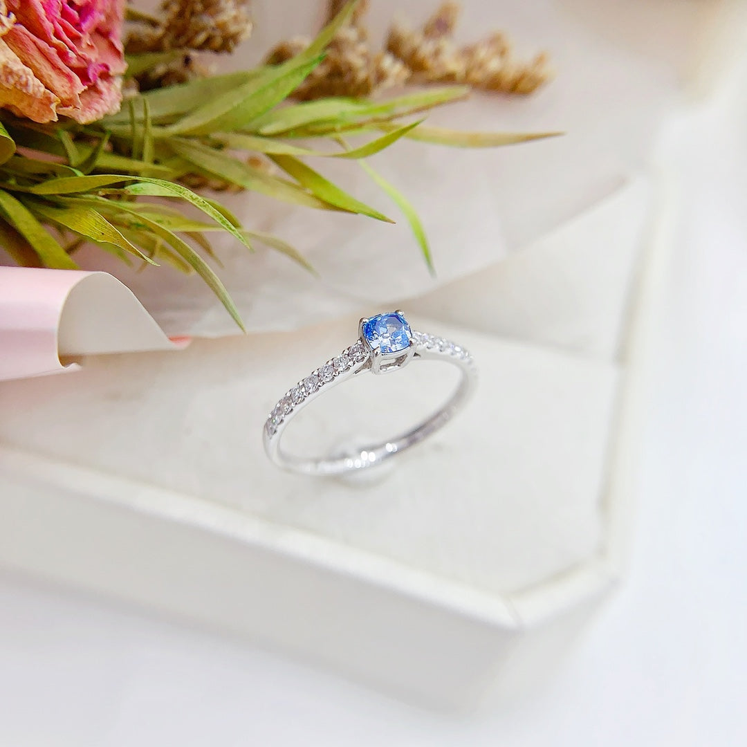 18K Gold Blue Diamond Cushion Shape Straight Arm Ring - Premium Jewelry - Blue Diamond Ring