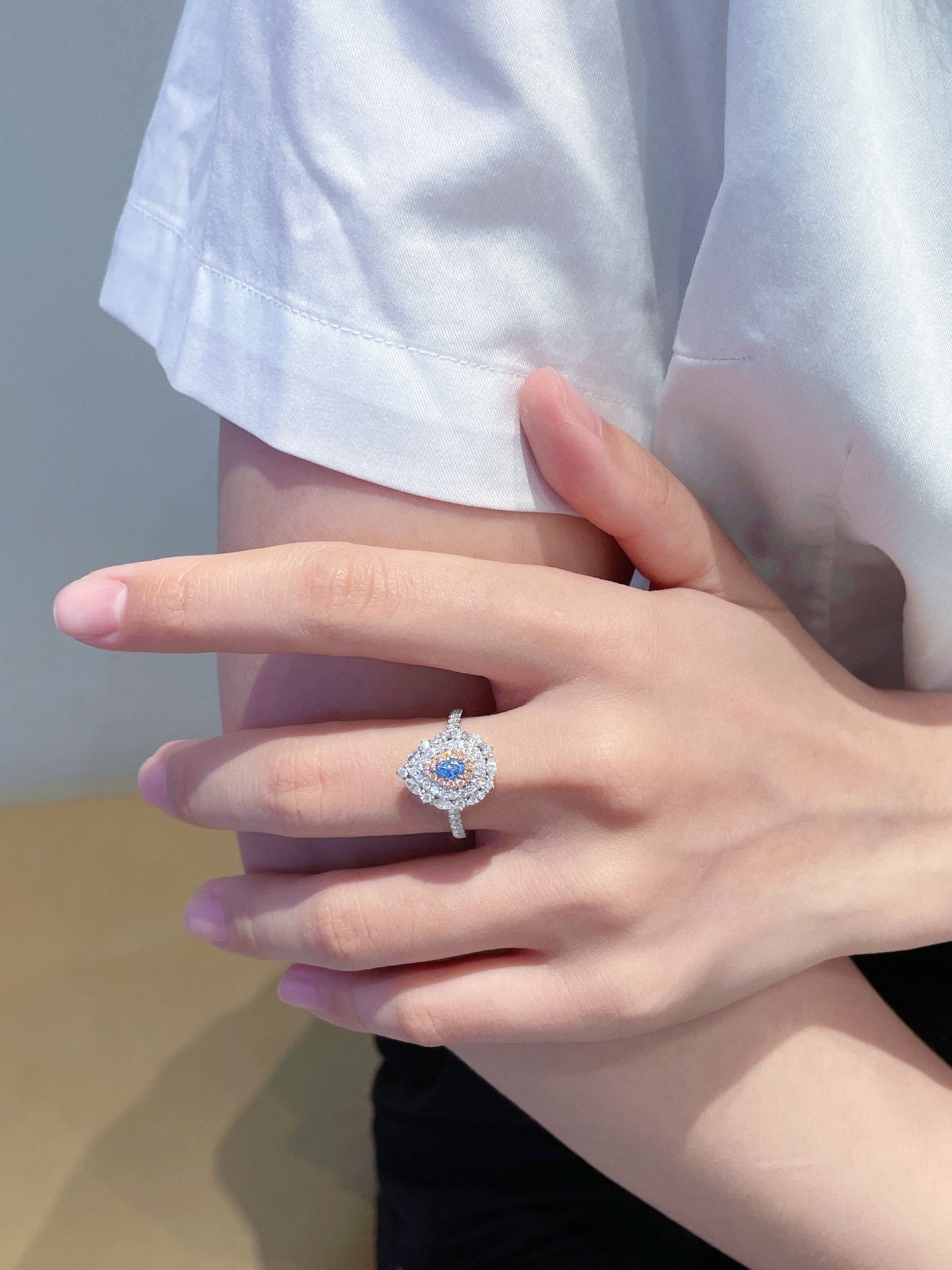 18K Gold Blue Diamond Teardrop Surrounding Marquise Ring | Premium Jewelry - Blue Diamond Ring