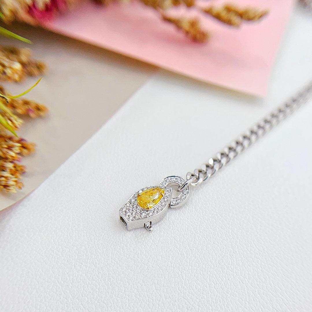 18K Gold Diamond Drop Cuban Bracelet - Luxurious Jewelry Piece - Yellow Diamond Bracelet