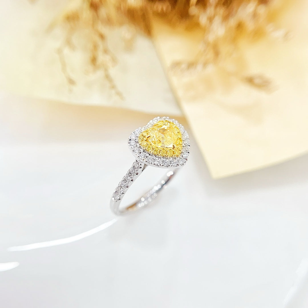 18K Gold Heart-shaped Diamond Ring with GIA Certificate - Premium Jewelry - GIA Yellow Diamond Ring