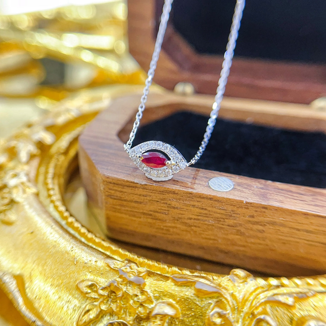 18K Gold Red Horse Eye Pendant Necklace - Luxurious Jewelry - Red Treasure Necklace