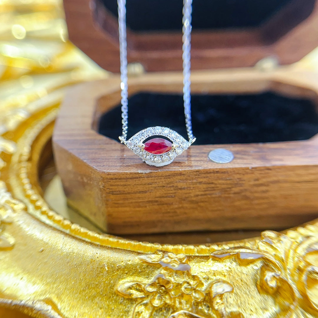 18K Gold Red Horse Eye Pendant Necklace - Luxurious Jewelry - Red Treasure Necklace