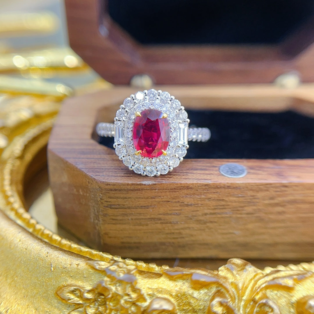 18K Gold Ruby Unheated Ellipse Surrounding Baguette Two-Way Wear Jewelry - Red Treasure Ring