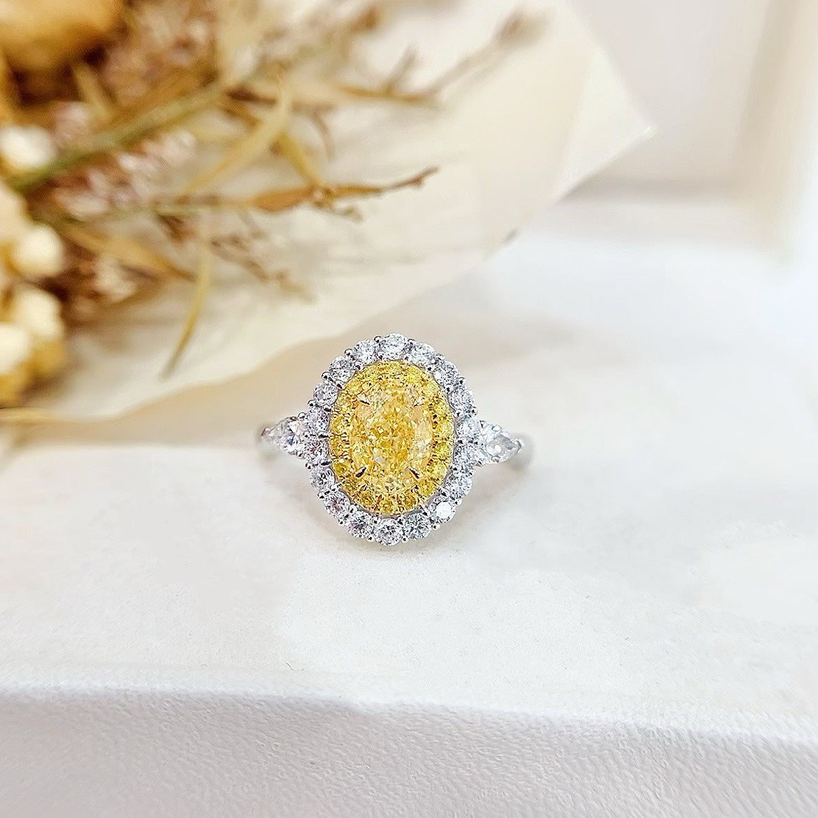 18K Gold Yellow Diamond GIA Ellipse Halo Ring - Exquisite Jewelry - GIA Yellow Diamond Ring