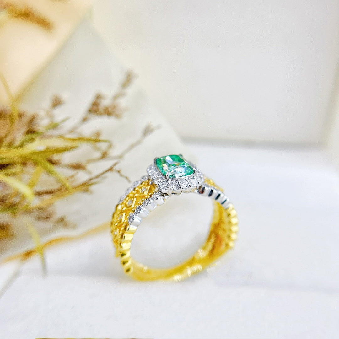 18K Green Diamond Cushion-Cut Beehive Color-Separated Ring | Premium Jewelry - Green Diamond Ring