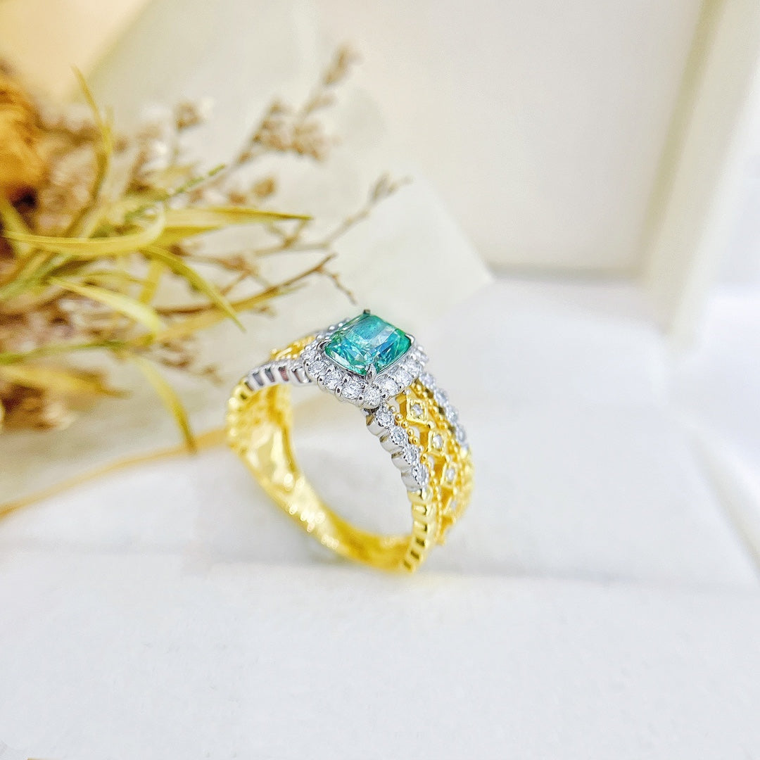 18K Green Diamond Cushion-Cut Beehive Color-Separated Ring | Premium Jewelry - Green Diamond Ring