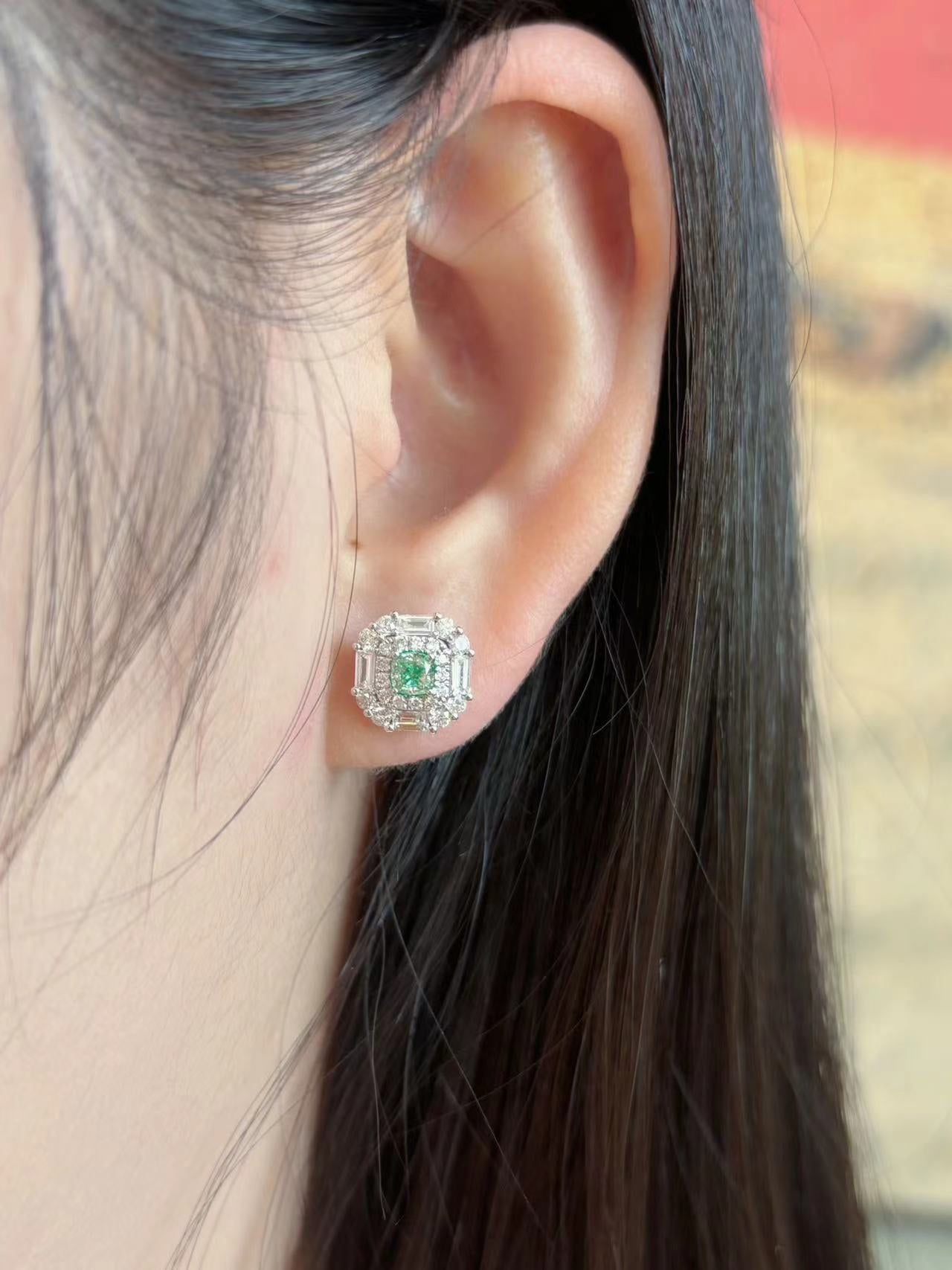 18K Green Diamond Cushion-Cut Halo Earrings - ED009-G Jeweler.Jewelry