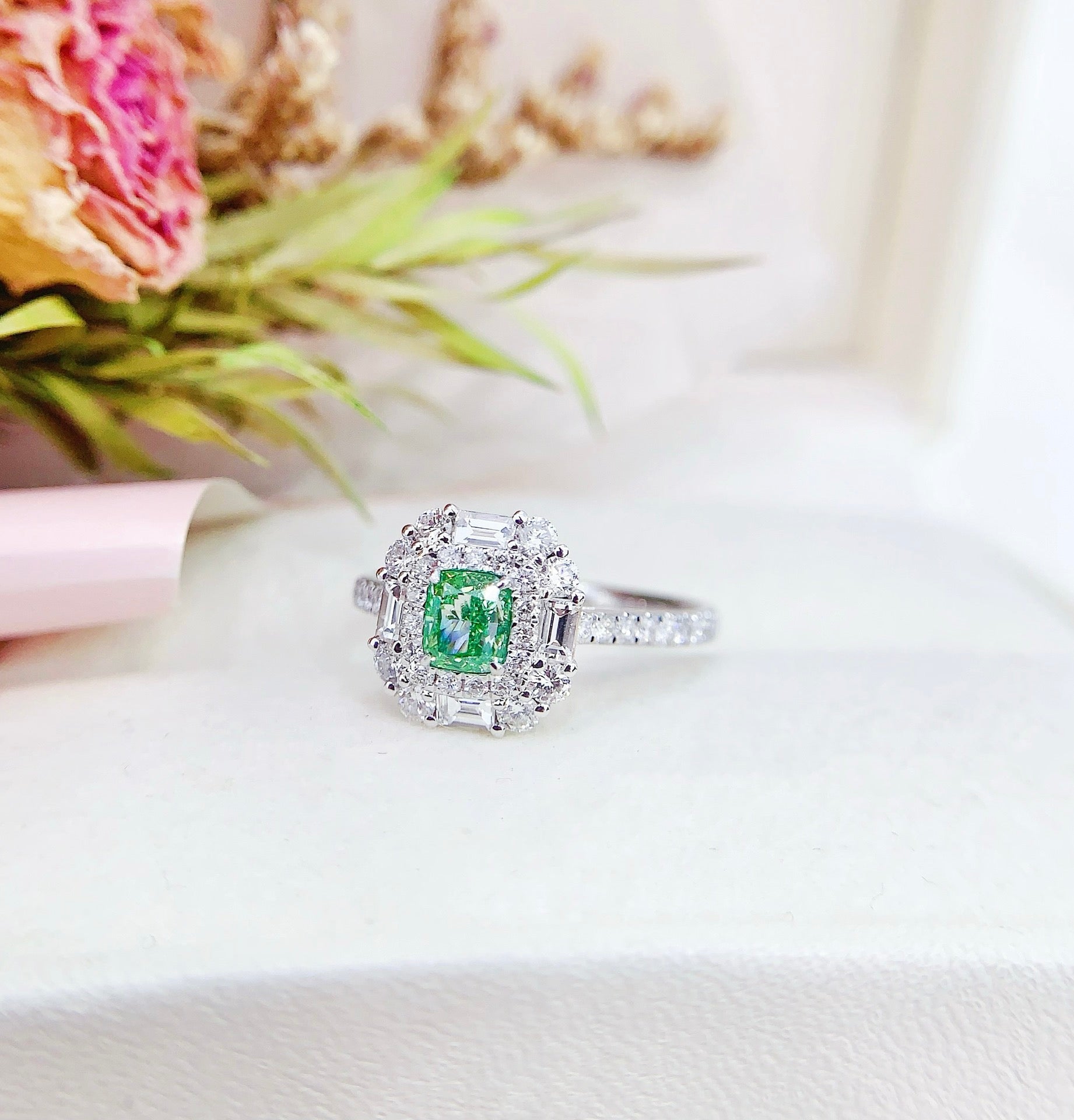 18K Green Diamond Cushion-Cut Surround Ring with AGL Certificate | Premium Jewelry - Green Diamond Ring