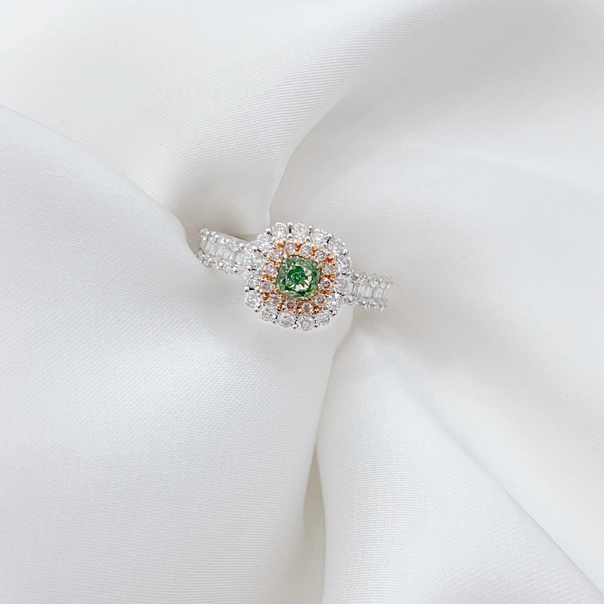 18K Green Diamond Pillow-Cut Trapezoid Arm Ring - Premium Jewelry - Green Diamond Ring