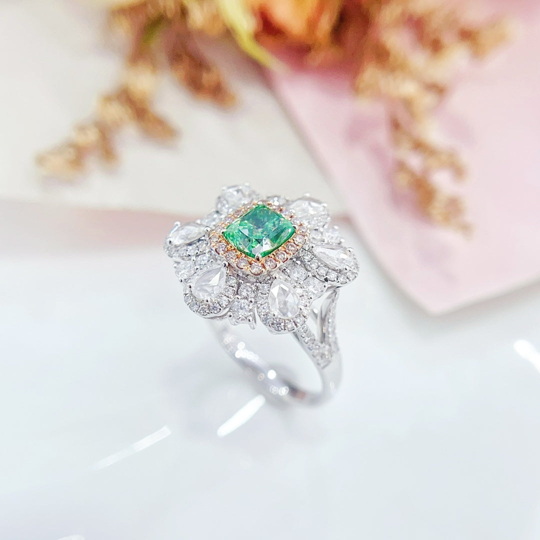 18K Green Diamond Pillow-Shaped Y-Arm Luxury Two-Way Wear Jewelry - Green Diamond Ring