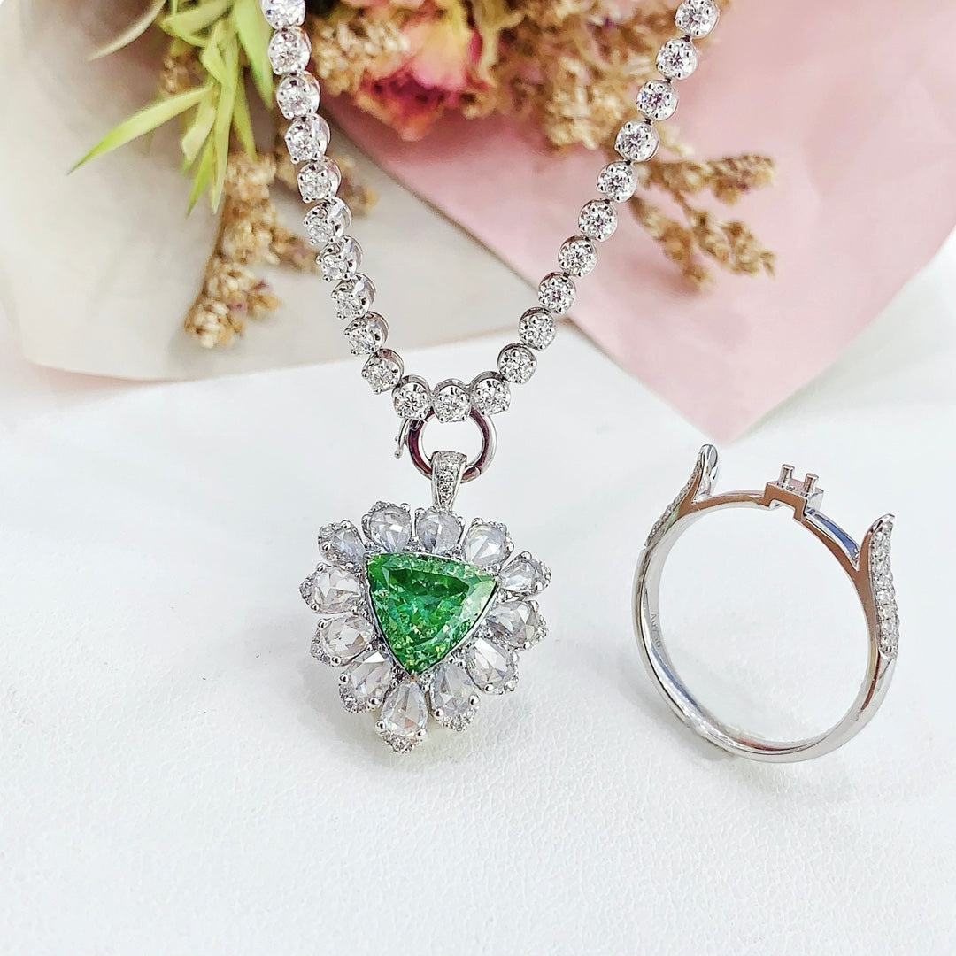 18K Green Diamond Triangle Rose Cut Drop Two-Way Wear Jewelry - Green Diamond Ring