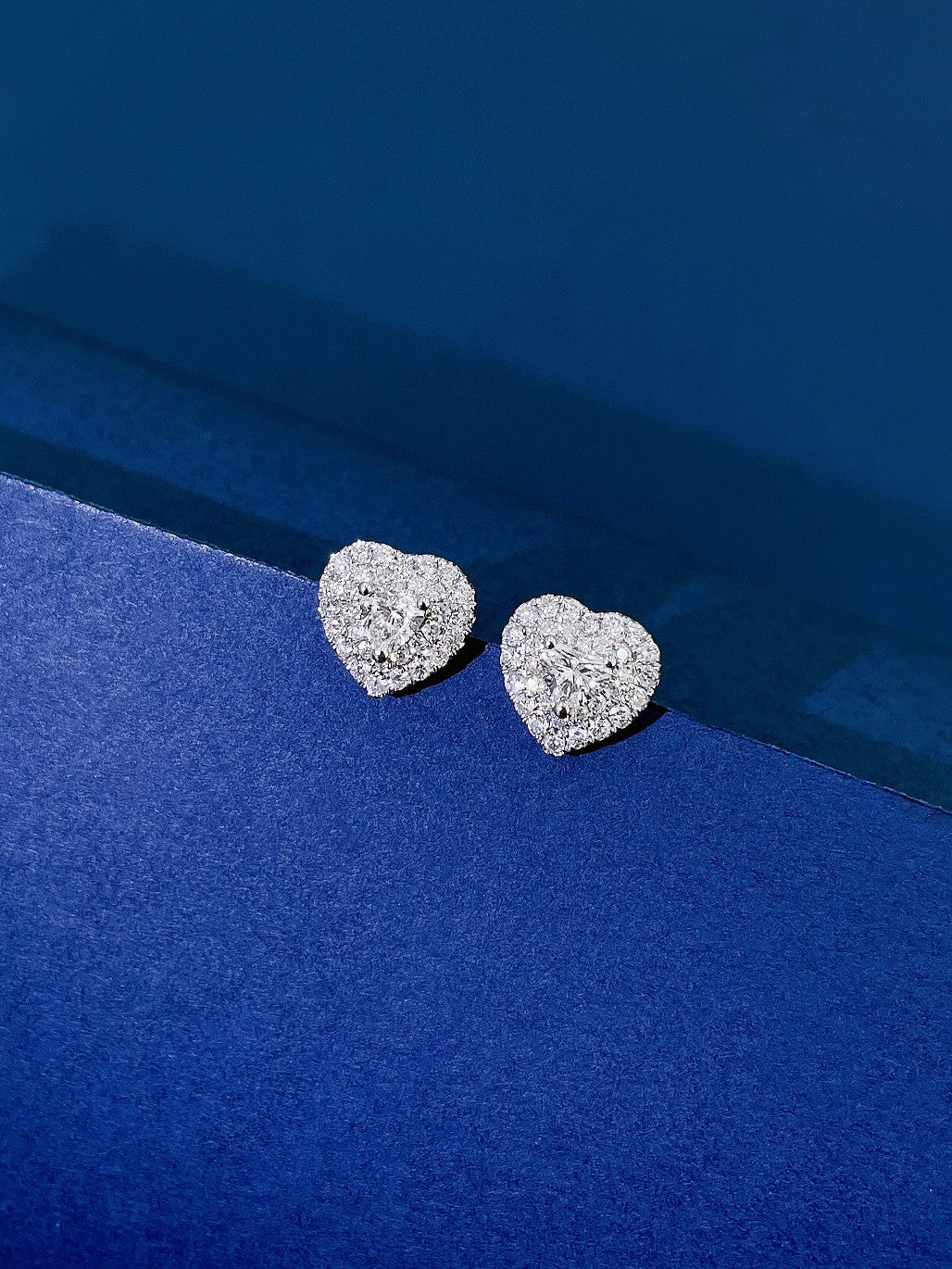 18K Heart-shaped Diamond Earrings ED006 - Jeweler.Jewelry