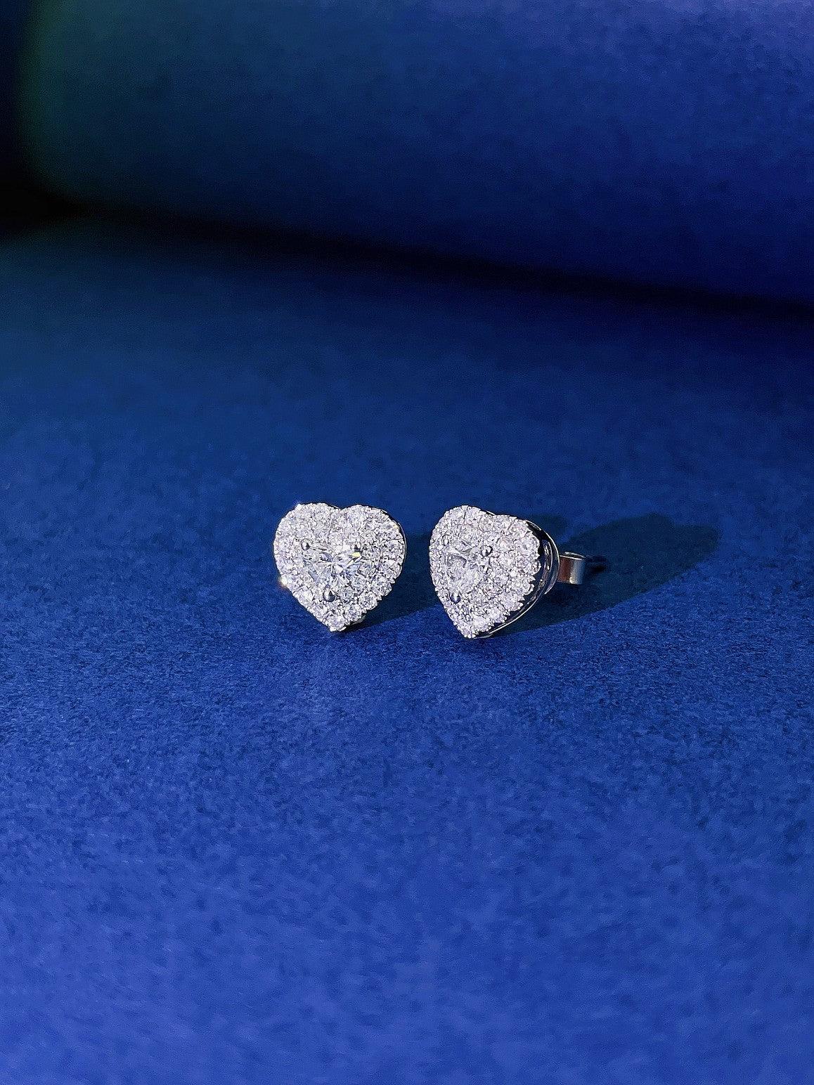 18K Heart-shaped Diamond Earrings ED006 - Jeweler.Jewelry