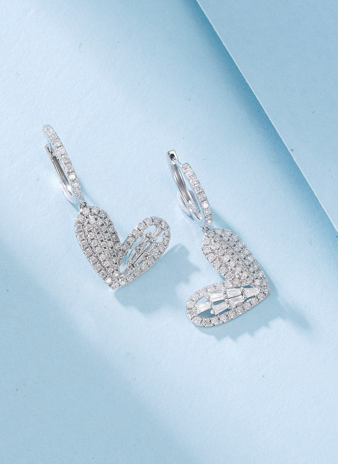 18K Heart-Shaped Pavé Set Diamond Earrings - Exquisite Jewelry Jeweler.Jewelry