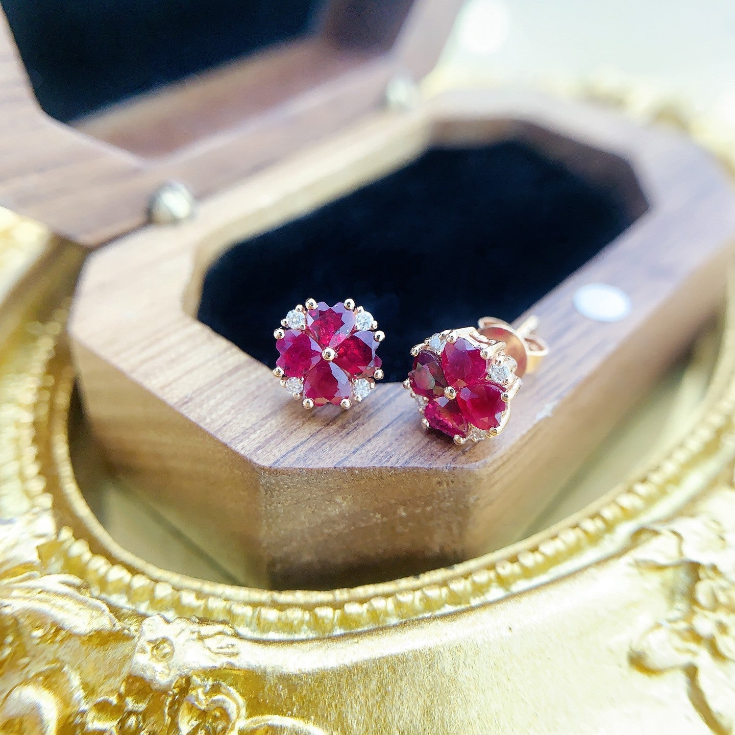 18K Heart-Shaped Ruby and Four-Leaf Clover Earrings - ED068-C Jeweler.Jewelry