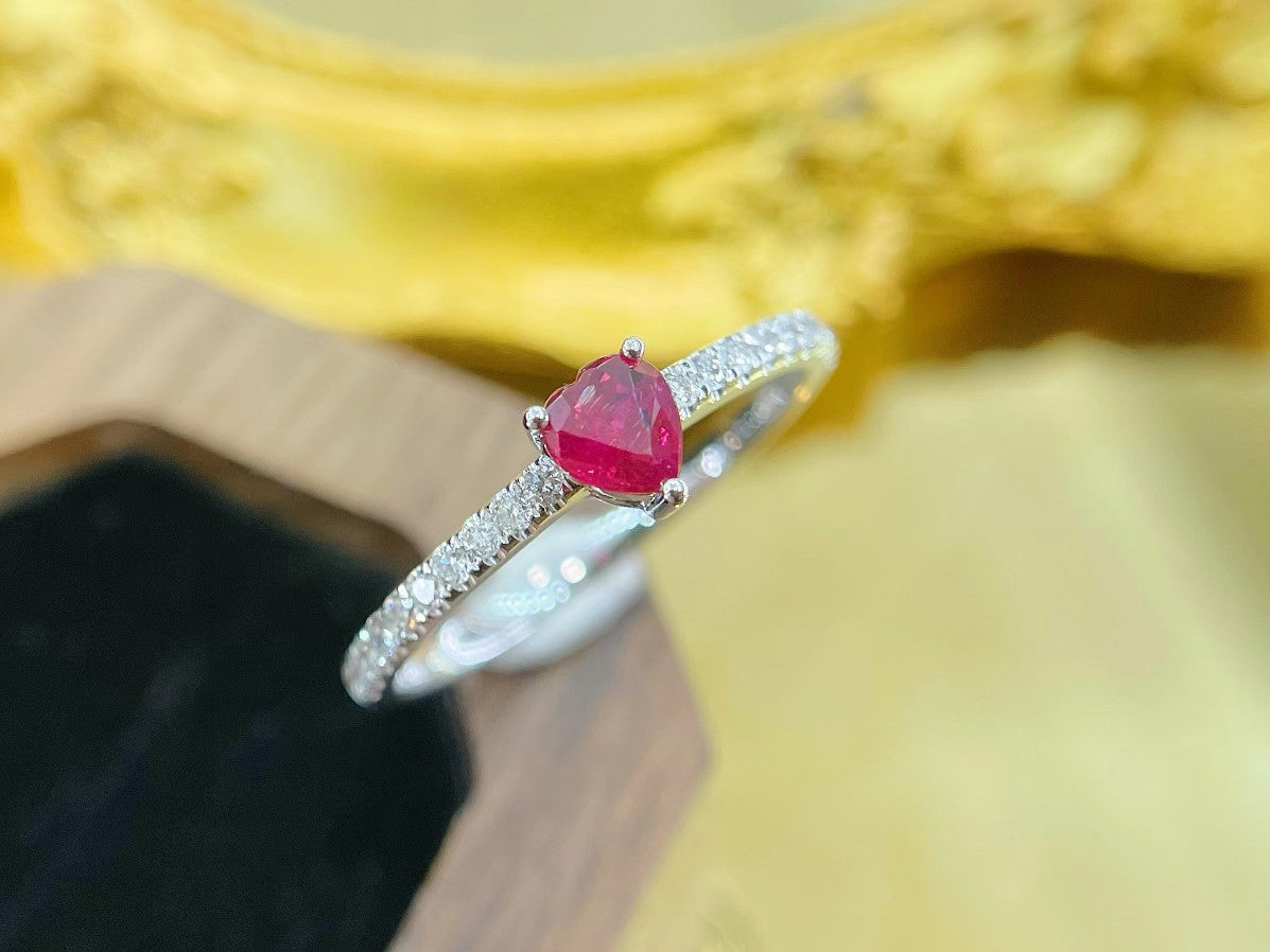 18K Heart-Shaped Ruby Ring with Single Stone – Exquisite Jewelry - Red Treasure Ring