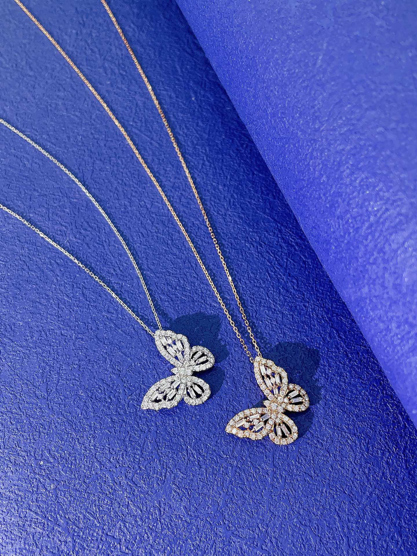 18K Hollowed-Out Butterfly Pendant Necklace - Exquisite Jewelry - White Diamond Necklace