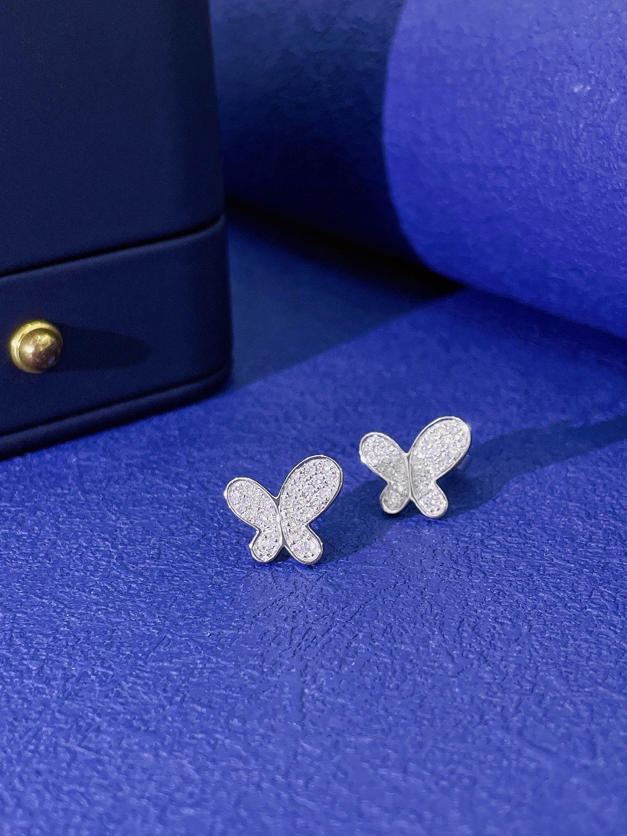 18K Irregular Butterfly Earrings with Diamond Accent - Jeweler.Jewelry