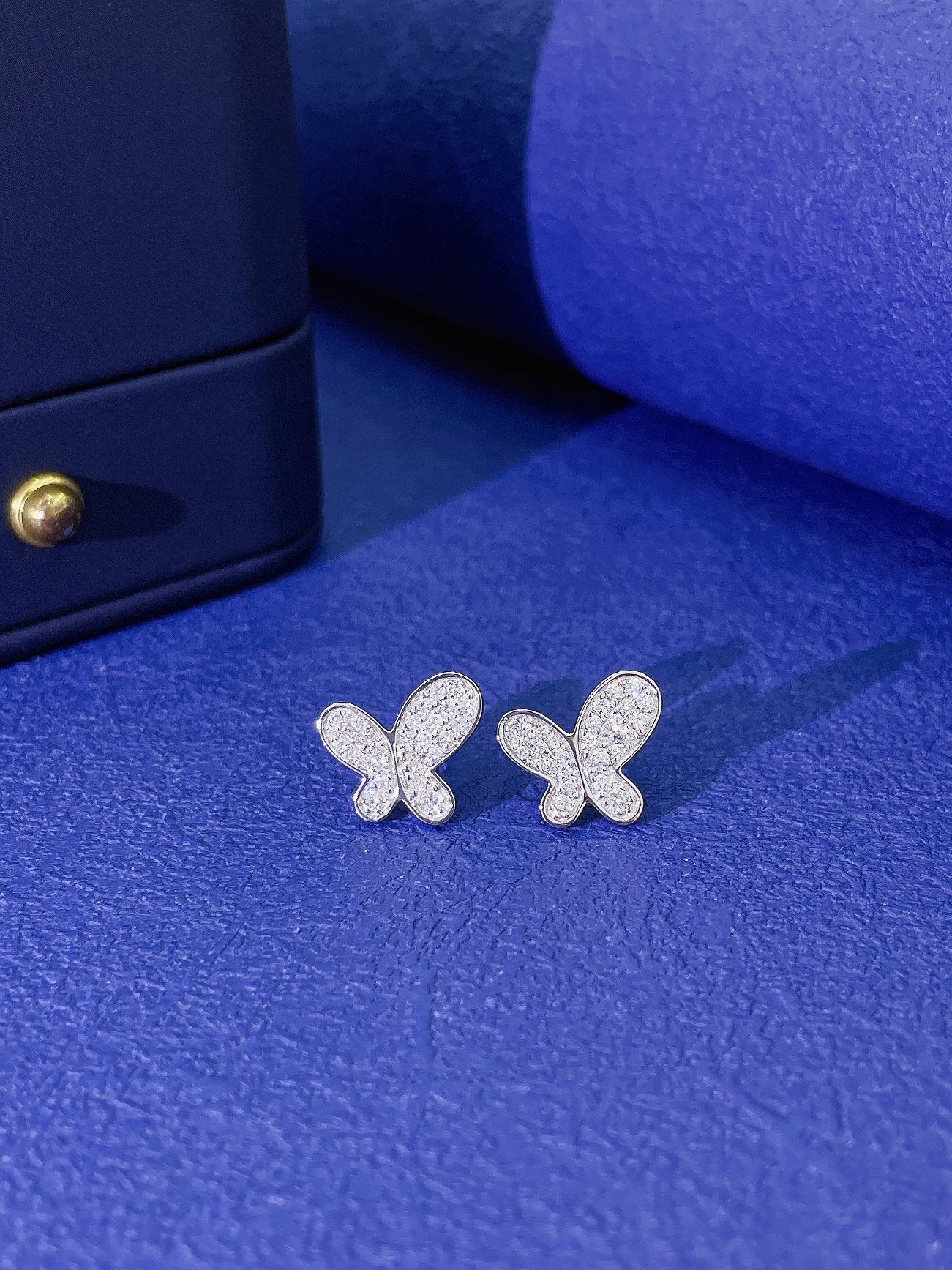 18K Irregular Butterfly Earrings with Diamond Accent - Jeweler.Jewelry