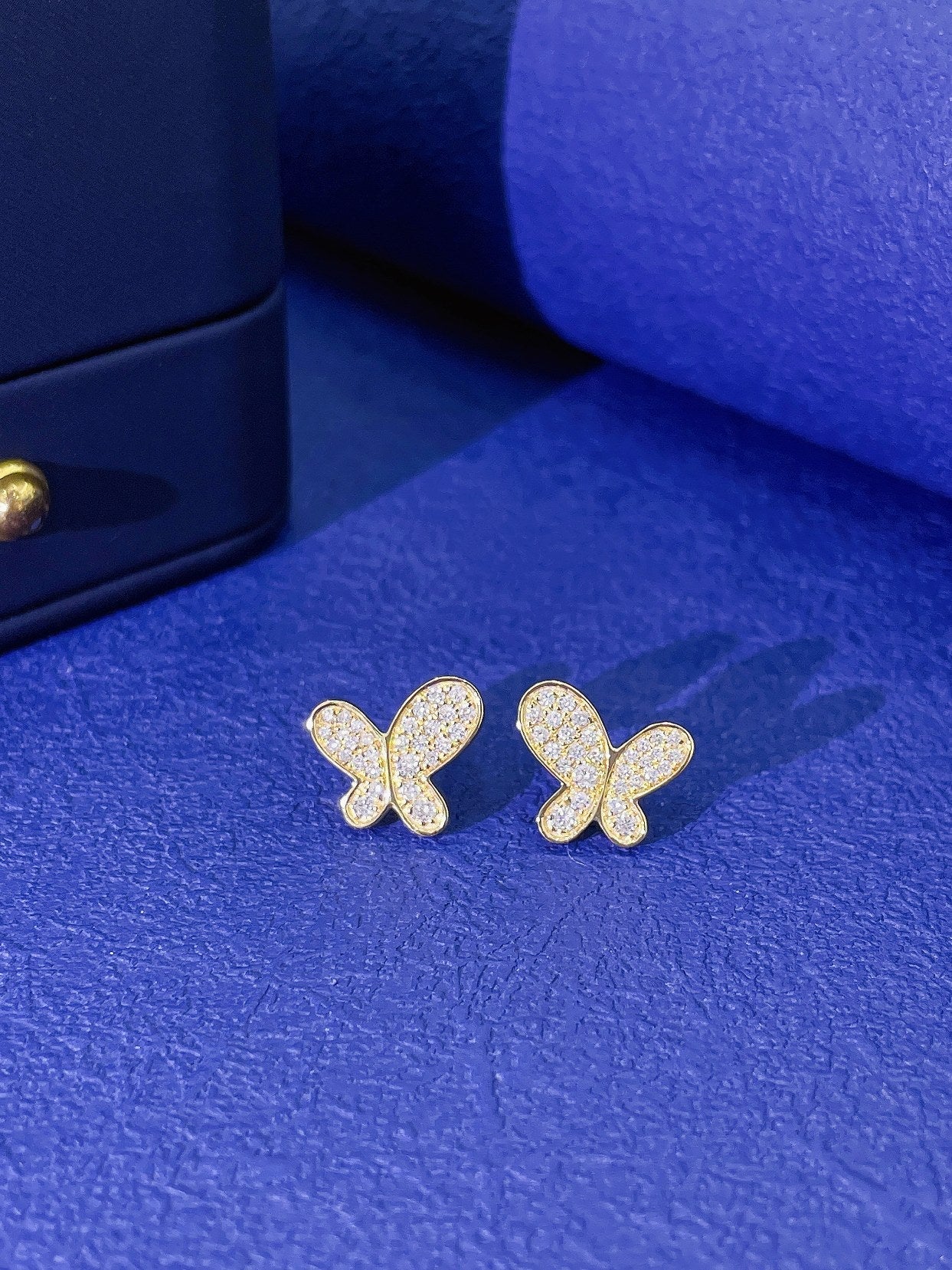 18K Irregular Butterfly Earrings with Diamond Accent - Jeweler.Jewelry