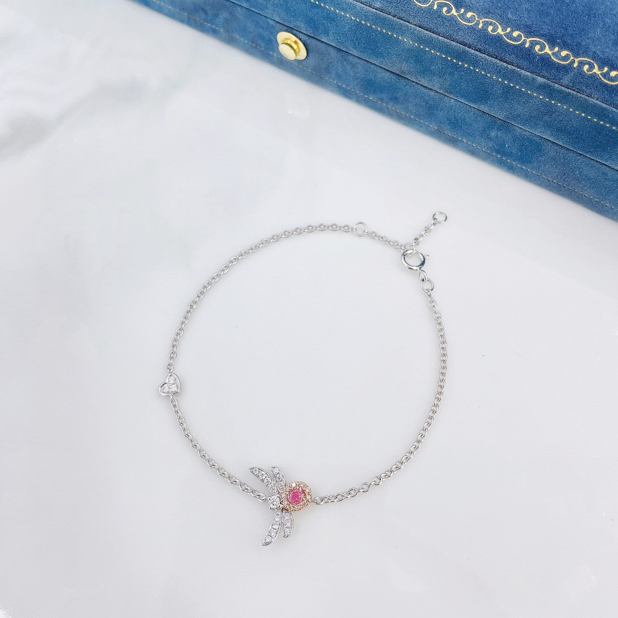 18K Pink Diamond Bee Bracelet - Luxurious Jewelry Piece - Pink Diamond Bracelet