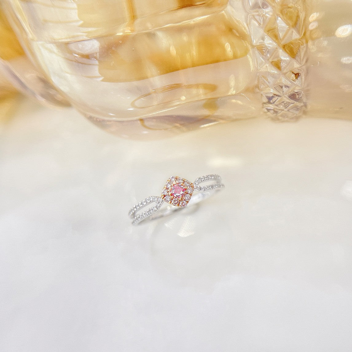 18K Pink Diamond Cushion Hollow Ring - Luxurious Jewelry Choice - Pink Diamond Ring