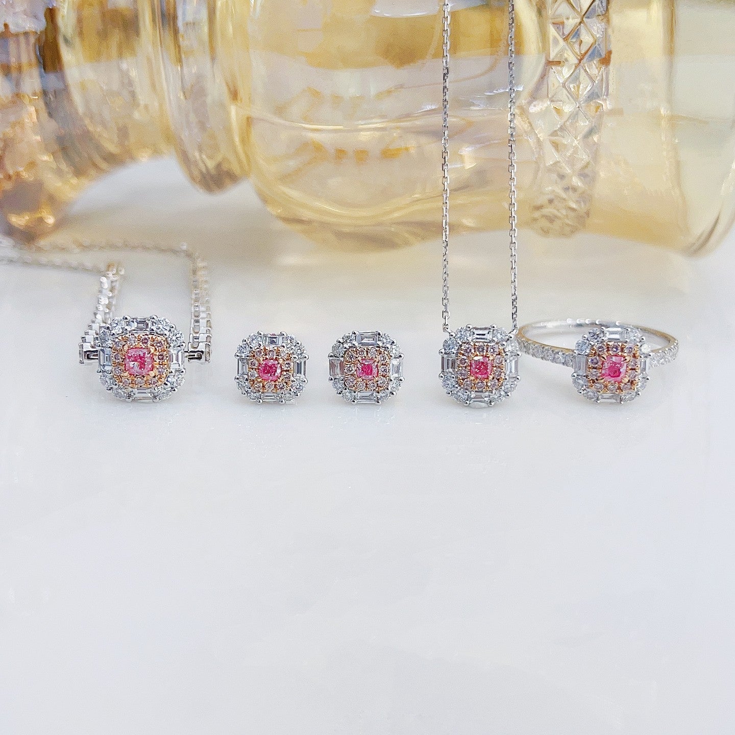 18K Pink Diamond Cushion & Trapezoid Jewelry Set - A Luxurious Choice - Pink Diamond Set System