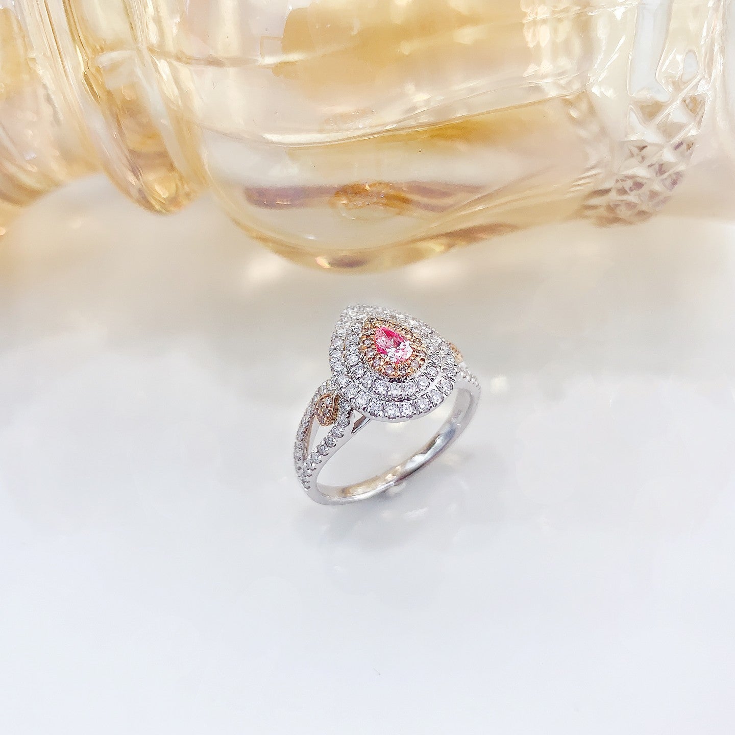 18K Pink Diamond Drop Hollow-out Ring - Luxury Jewelry Collection - Pink Diamond Ring