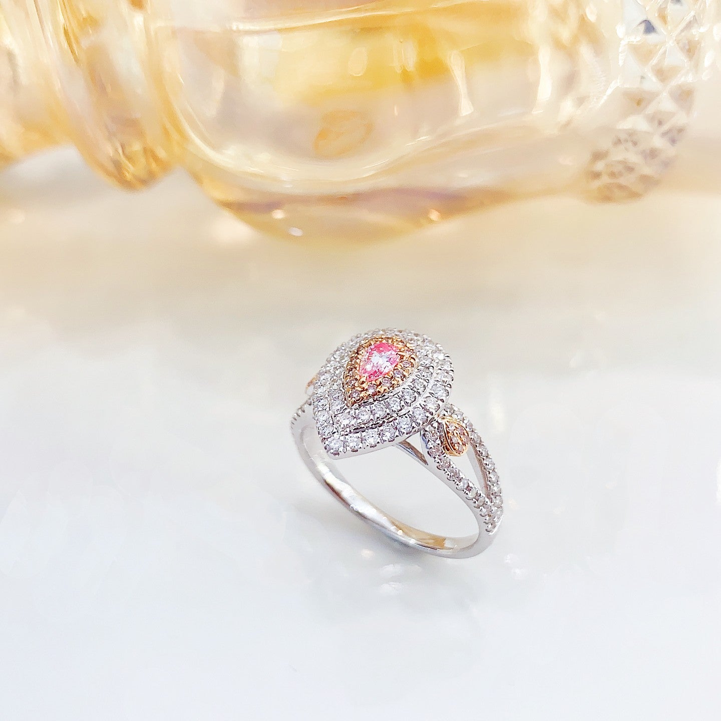 18K Pink Diamond Drop Hollow-out Ring - Luxury Jewelry Collection - Pink Diamond Ring