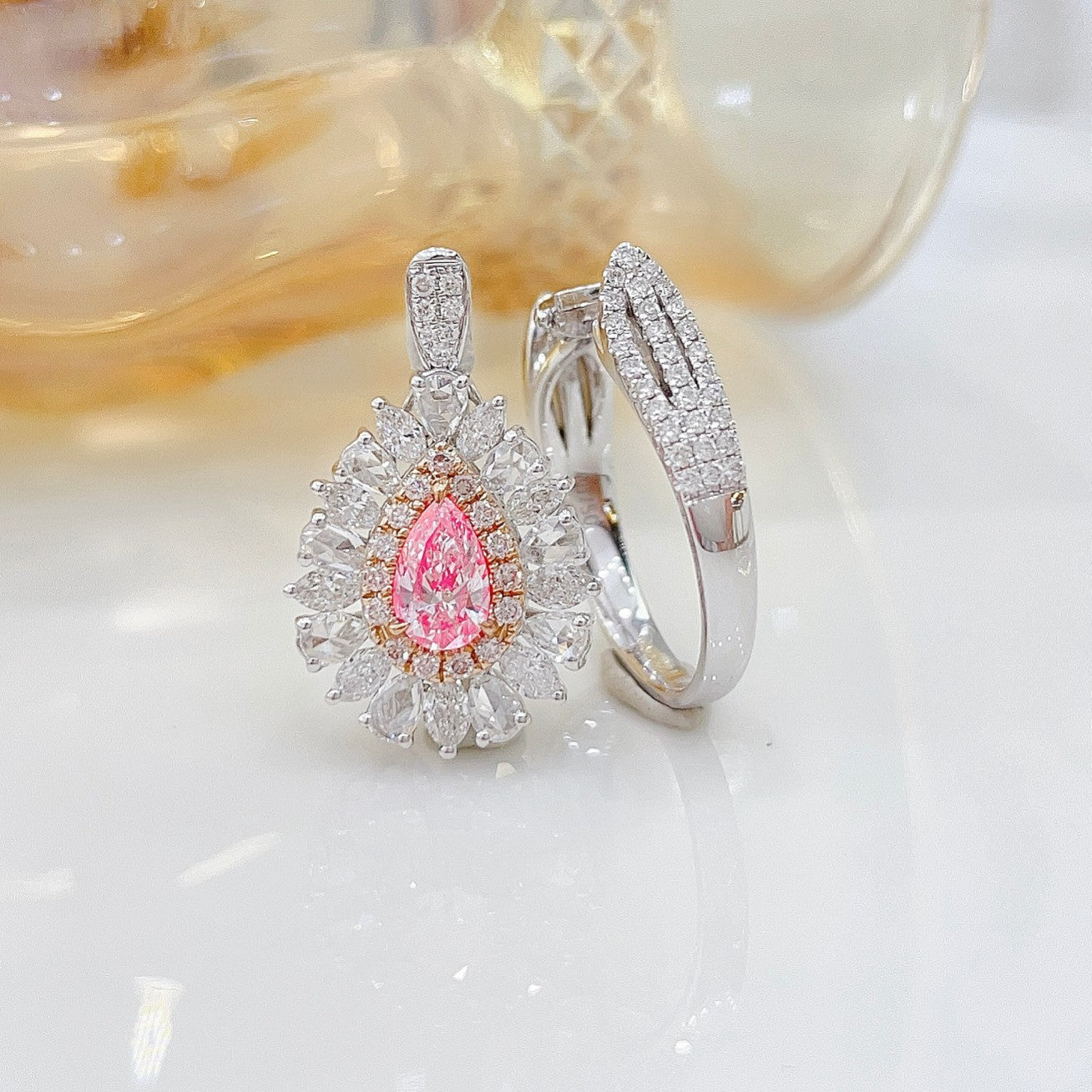 18K Pink Diamond Drop Hollow-out Two-Way Wearable Arm Jewelry - Pink Diamond Ring