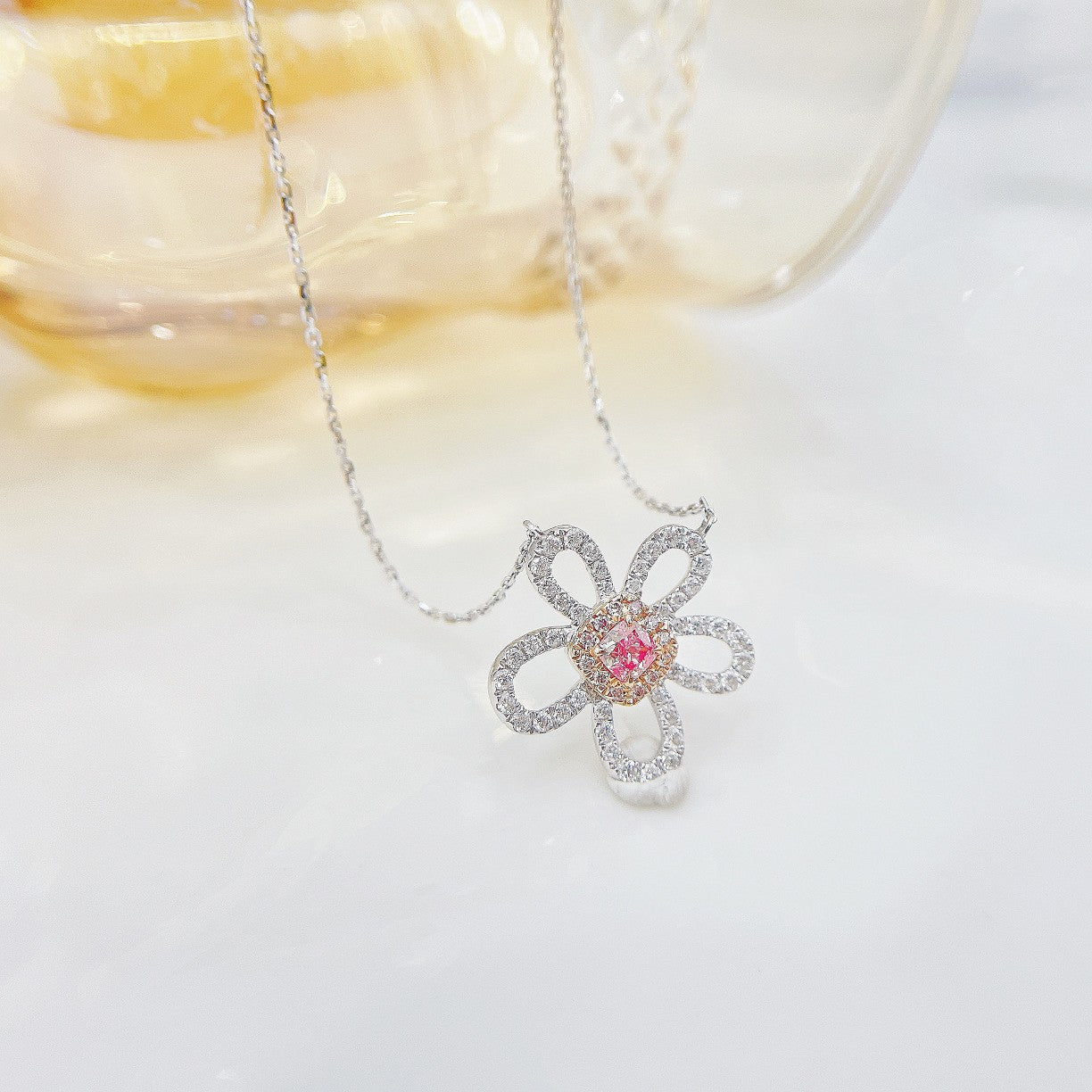 18K Pink Diamond Five-Petal Flower Necklace - Exquisite Jewelry - Pink Diamond Necklace