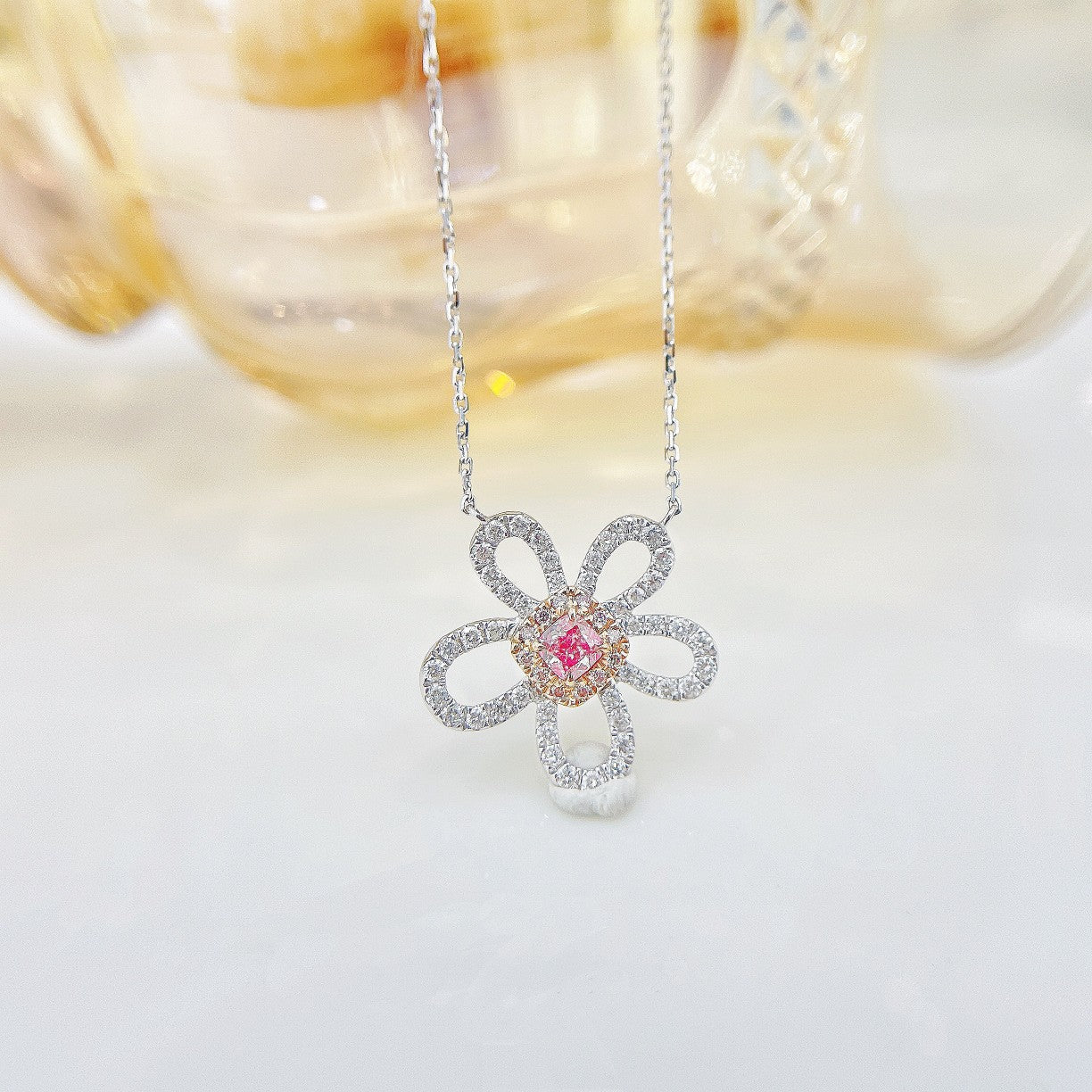 18K Pink Diamond Five-Petal Flower Necklace - Exquisite Jewelry - Pink Diamond Necklace