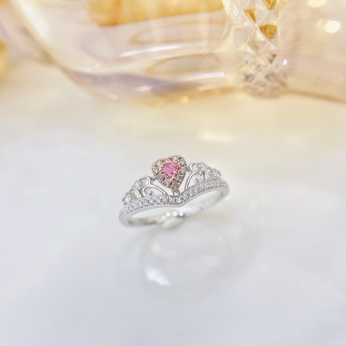 18K Pink Diamond Heart-Shaped Crown Ring - Luxurious Jewelry Piece - Pink Diamond Ring