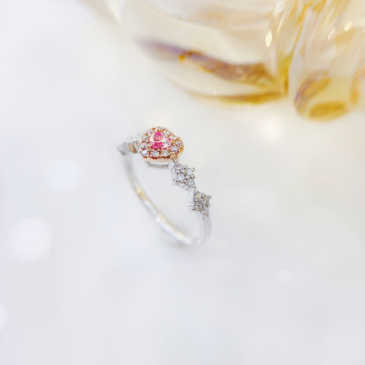 18K Pink Diamond Heart-Shaped Four-Leaf Ring | Premium Jewelry - Pink Diamond Ring