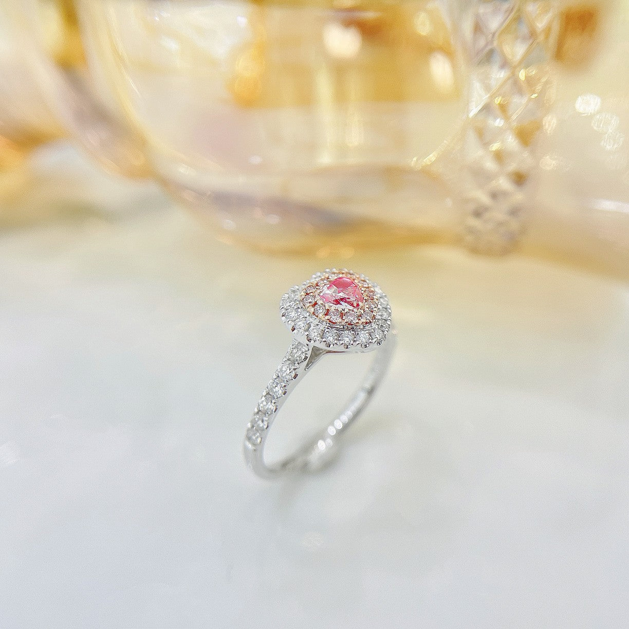 18K Pink Diamond Heart-Shaped Ring - Exquisite Jewelry Piece - Pink Diamond Ring