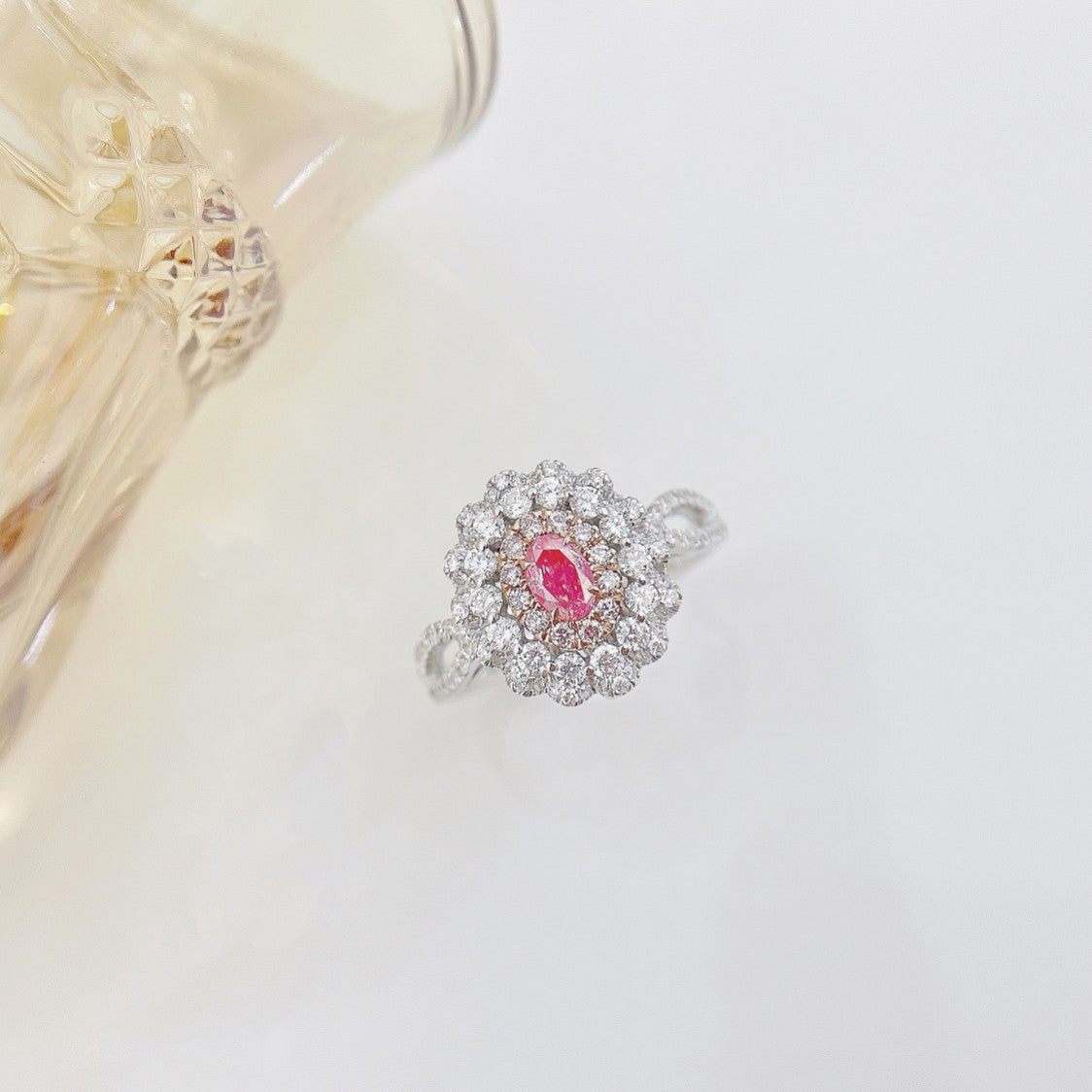 18K Pink Diamond Hollow Out Diamond-Encrusted Ring | Premium Jewelry - Pink Diamond Ring