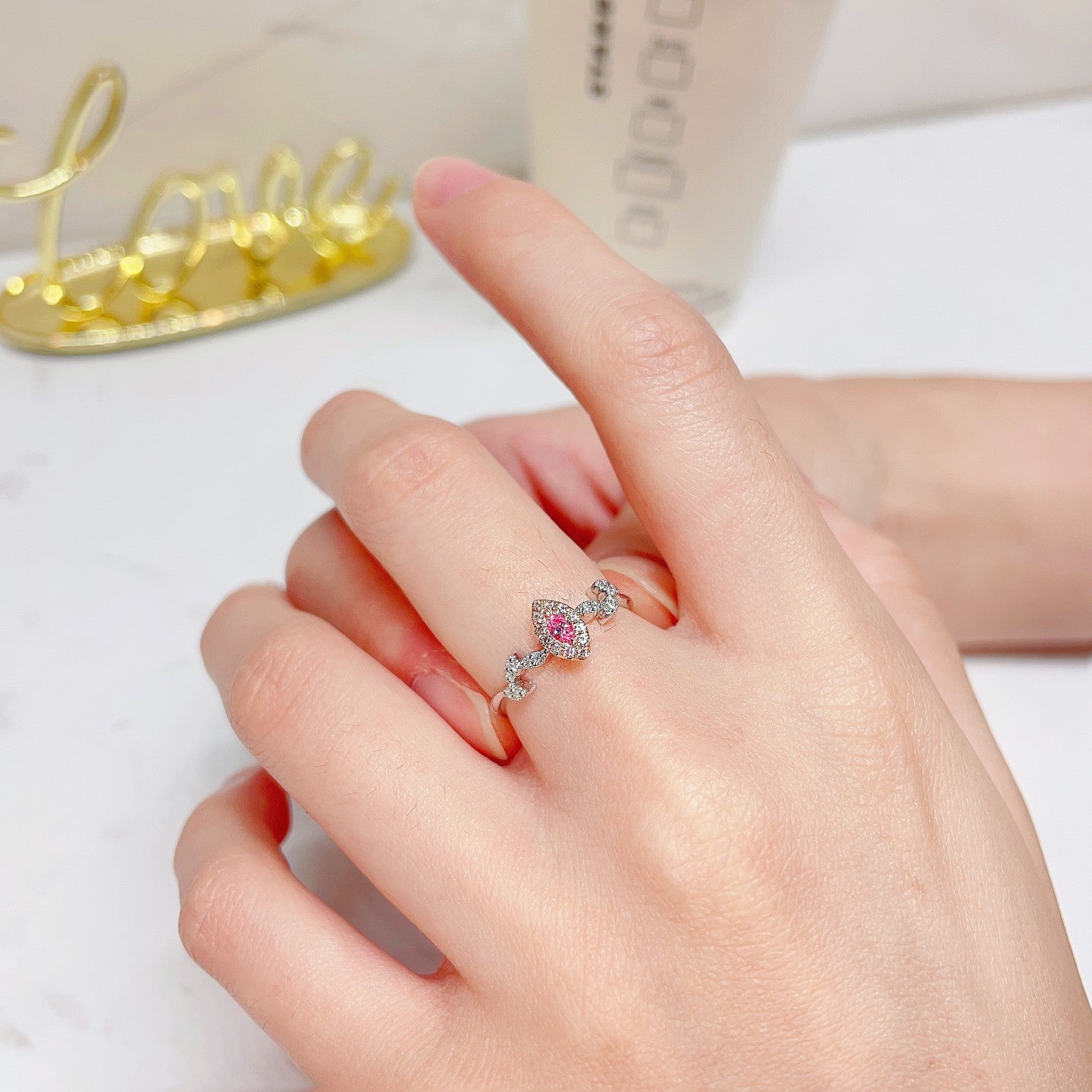 18K Pink Diamond Marquise Leaf Ring - Luxurious Jewelry Piece - Pink Diamond Ring