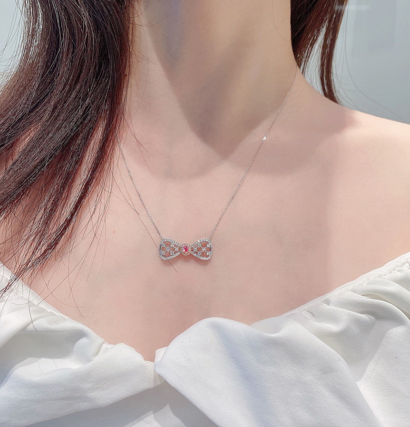 18K Pink Diamond Oval Bowknot Necklace | Luxurious Jewelry Piece - Pink Diamond Necklace