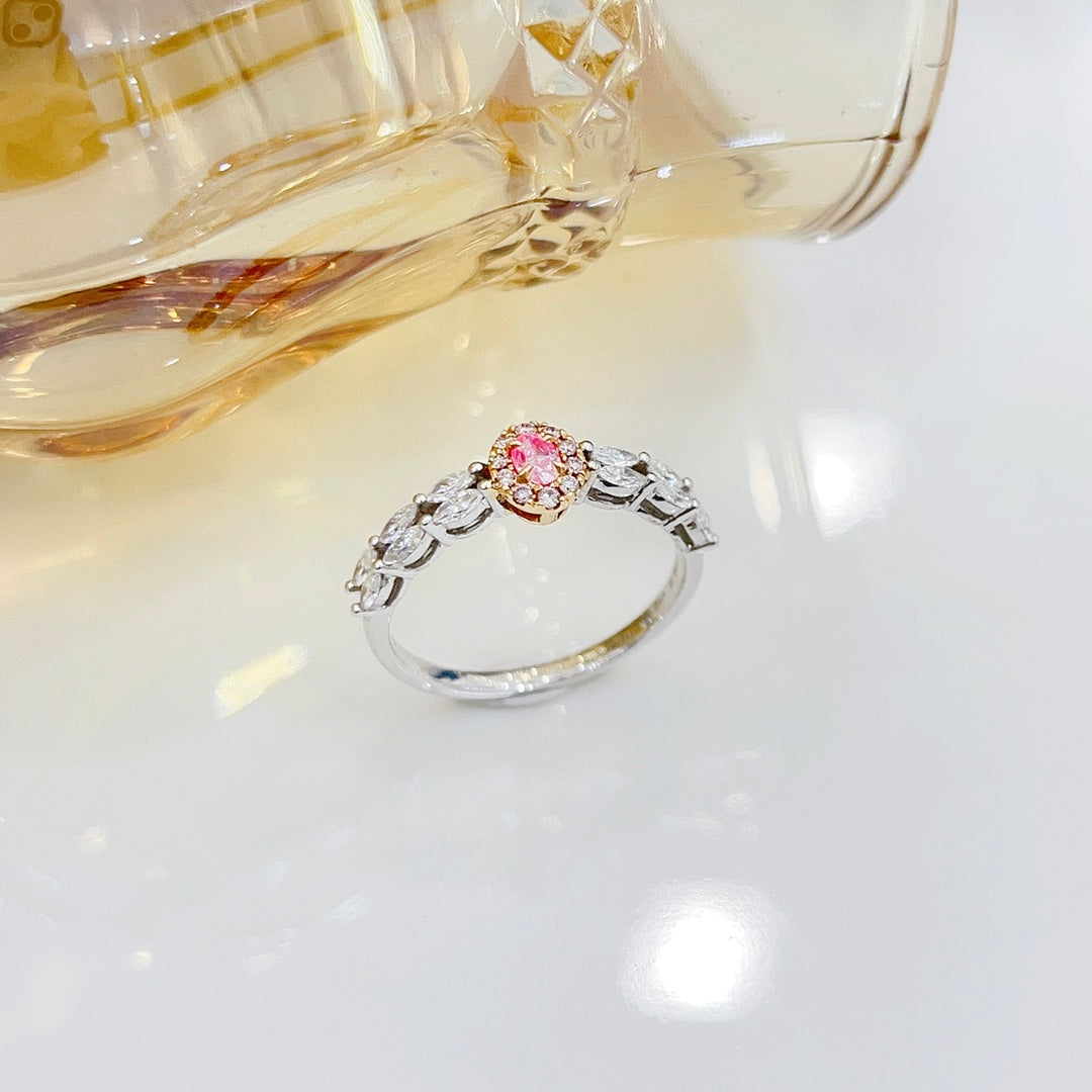 18K Pink Diamond Oval Marquise Ring - Luxurious Jewelry Piece - Pink Diamond Ring