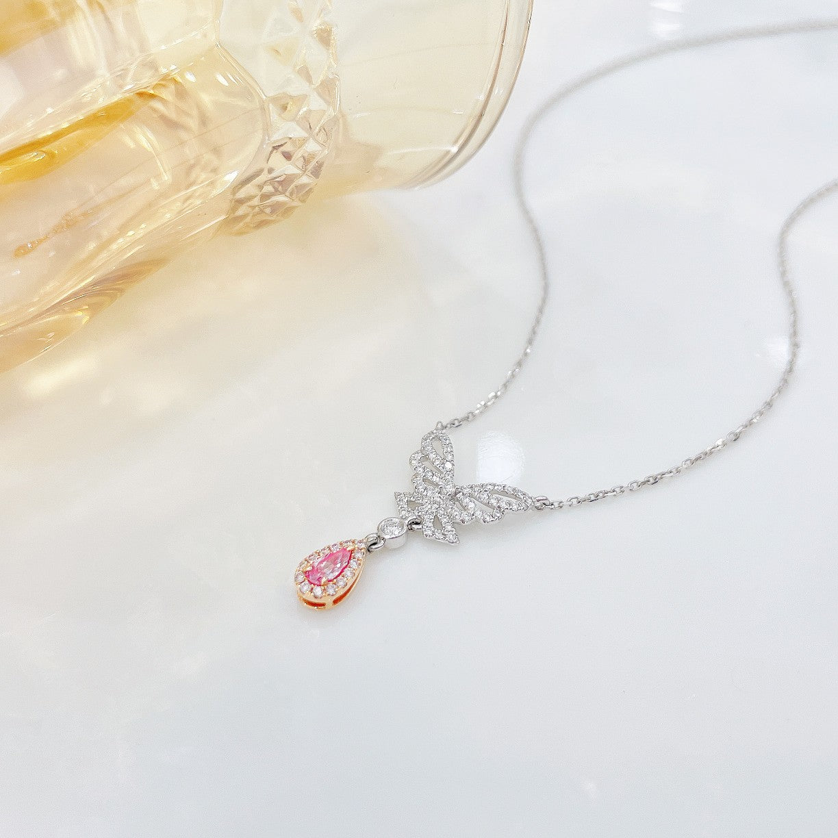 18K Pink Diamond Waterdrop Butterfly Necklace - Exquisite Jewelry - Pink Diamond Necklace