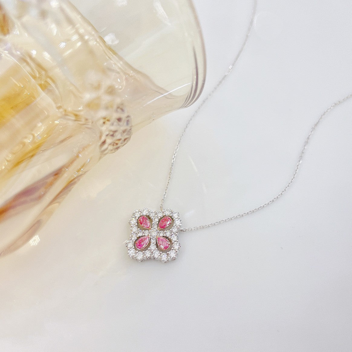 18K Pink Diamond Waterdrop Four-Leaf Clover Pendant Jewelry - Pink Diamond Necklace