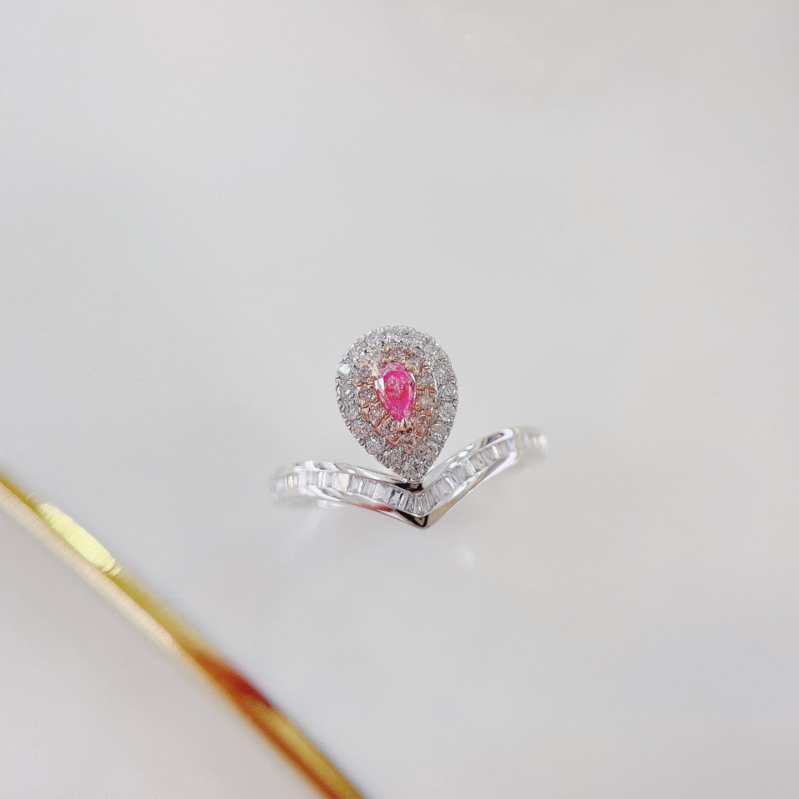 18K Pink Diamond Waterdrop Step-Cut V Ring | Luxury Jewelry - Pink Diamond Ring