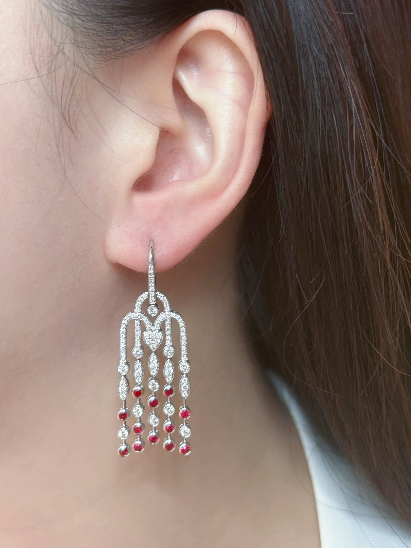 18K Red Gemstone Earlobes with Bubble Design - Exquisite Jewelry Jeweler.Jewelry