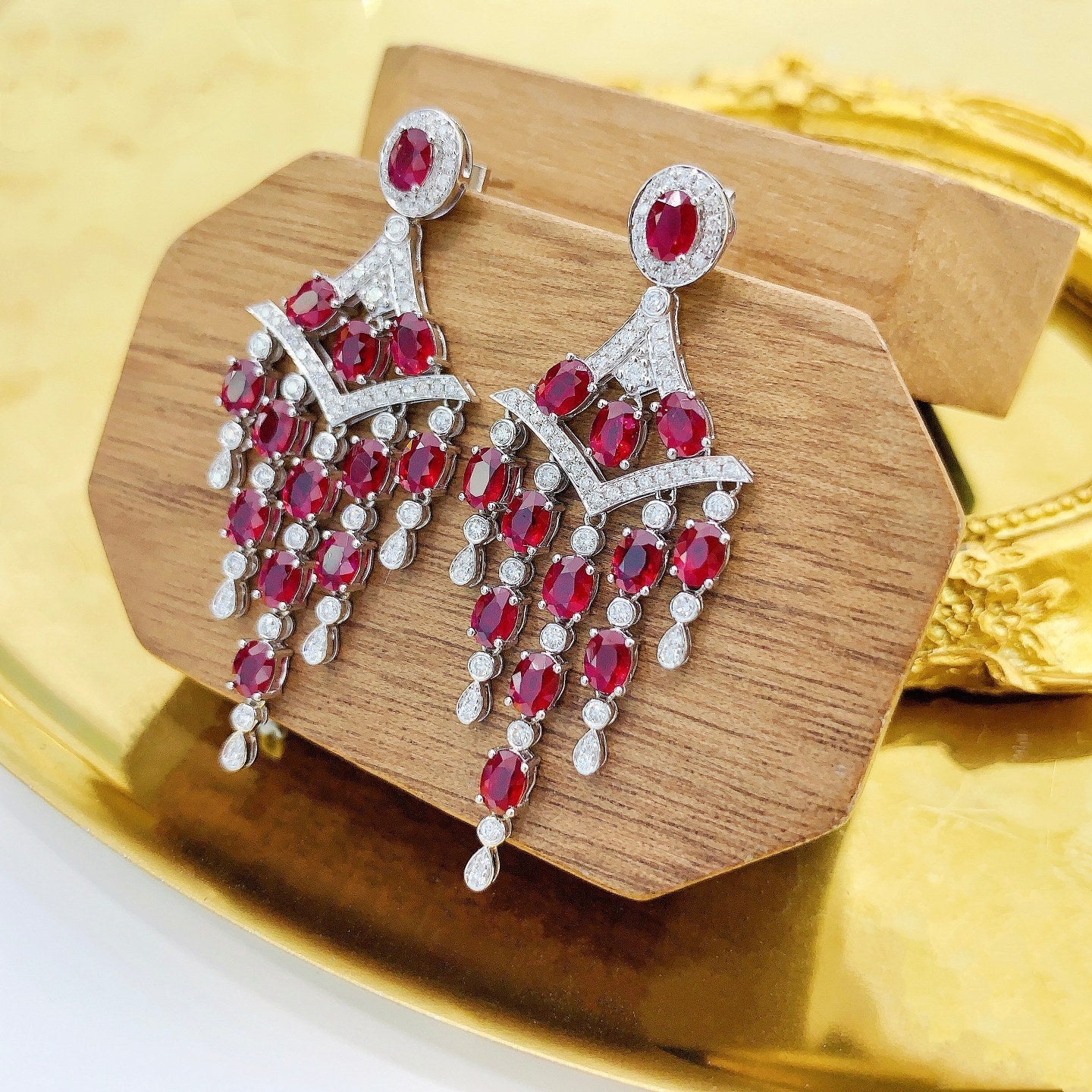 18K Red Gemstone Elliptical V-Shaped Tassel Earrings Jeweler.Jewelry