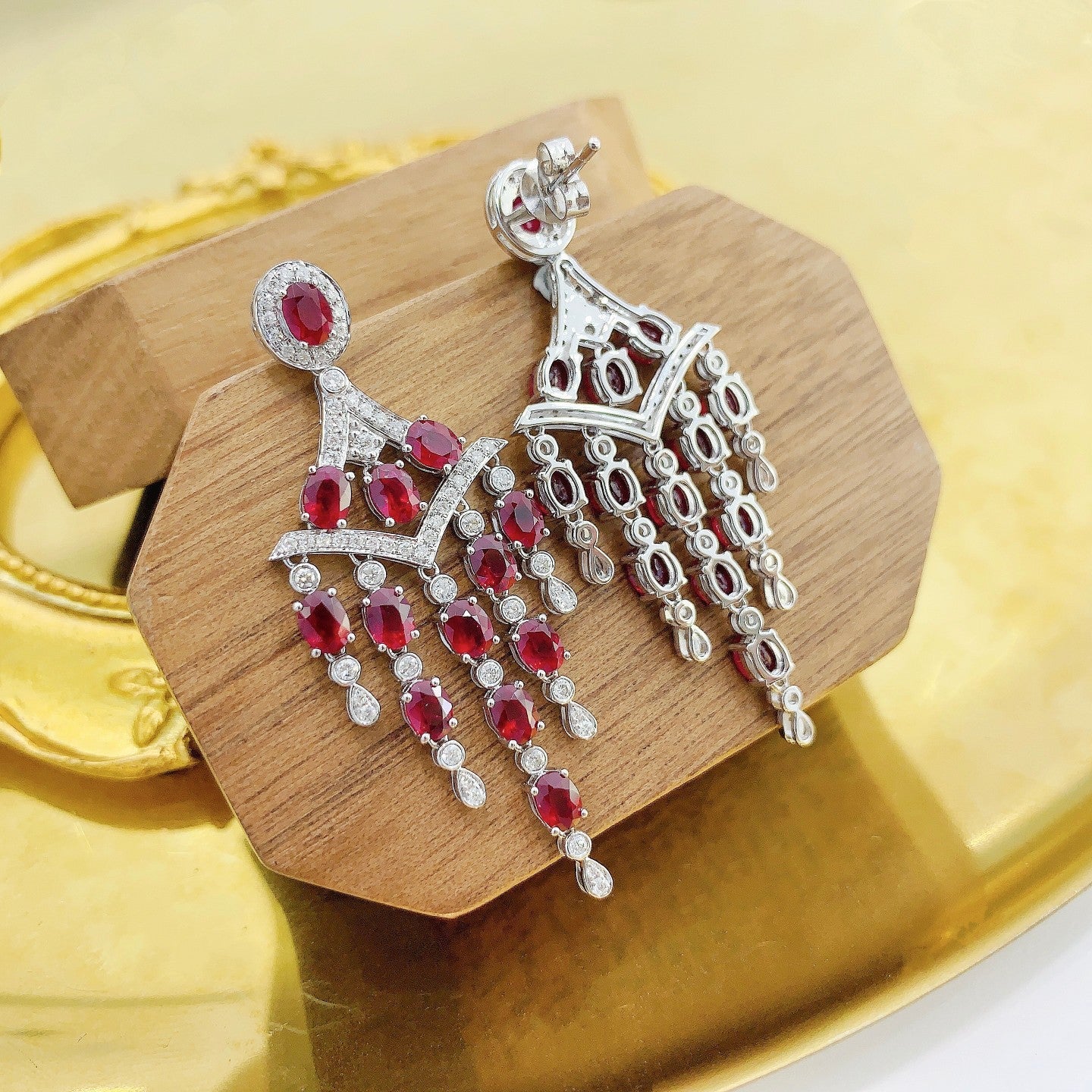 18K Red Gemstone Elliptical V-Shaped Tassel Earrings Jeweler.Jewelry