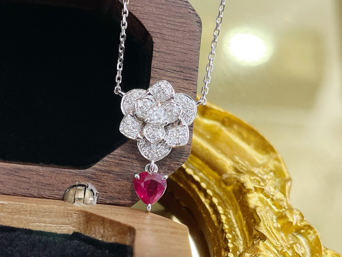 18K Red Gemstone Heart-Shaped Marquise Flower Pendant Jewelry - Red Treasure Necklace