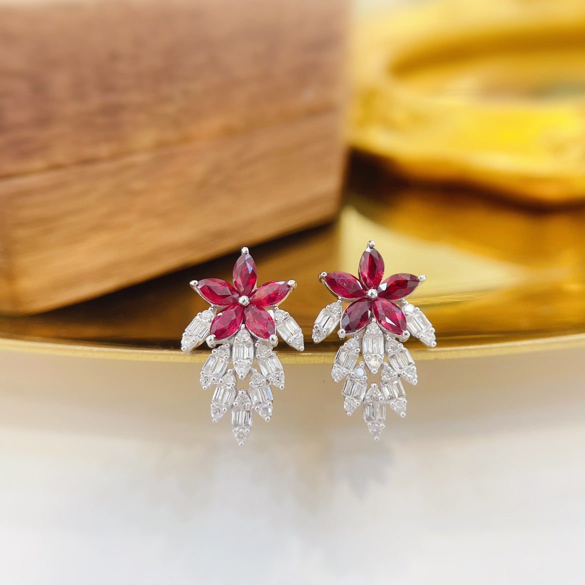 18K Red Gemstone Leaf Earrings - ED032-C Jeweler.Jewelry